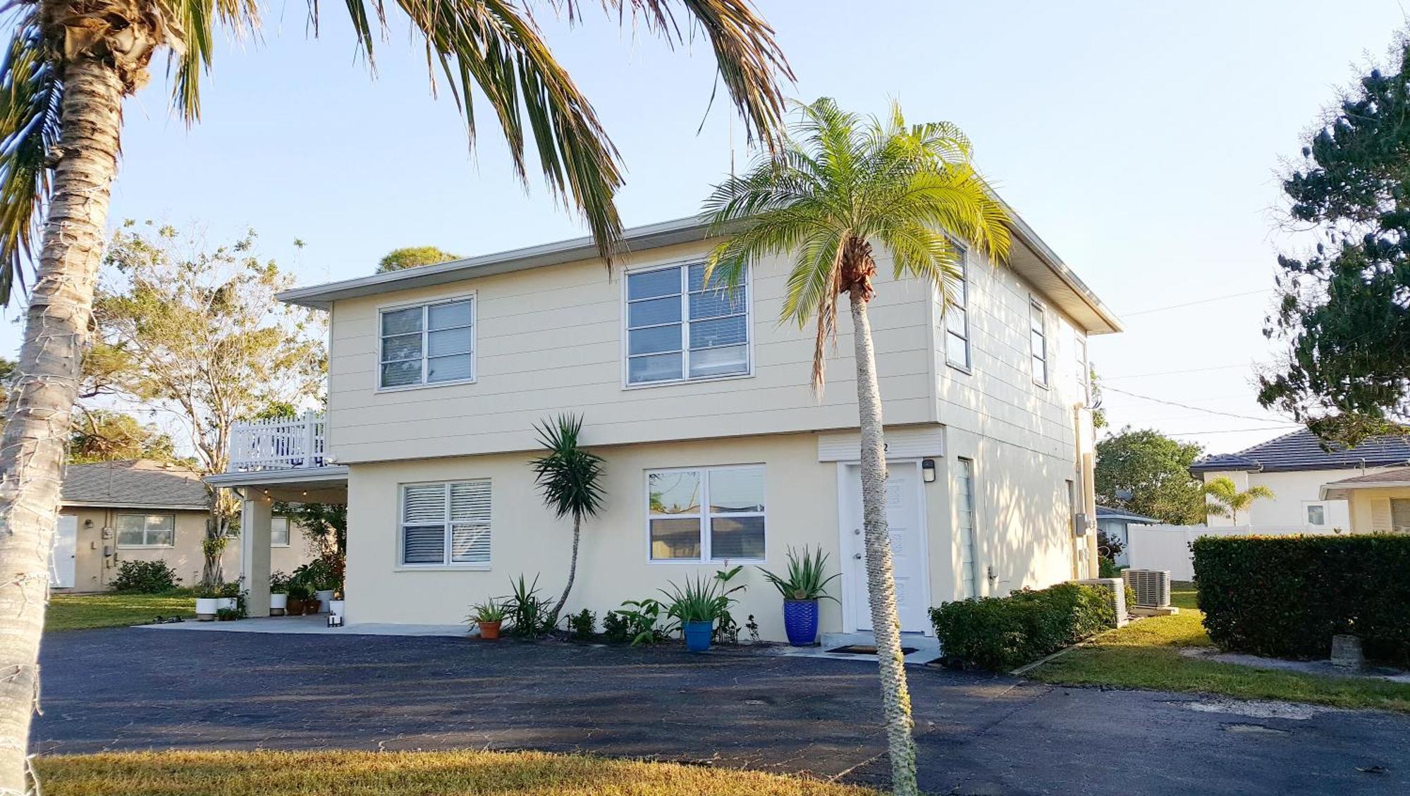 Naples Park Oasis - Cozy Two Bedroom Apartment מראה חיצוני תמונה
